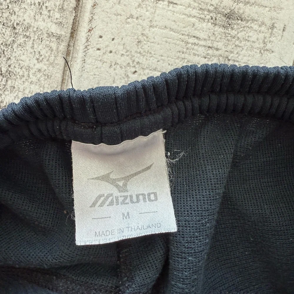 Mizuno Breath Thermo Running Joggers - Picture 10 of 10